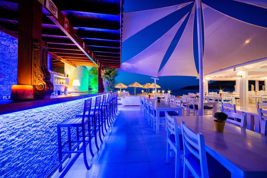 Fiko Hotel Гёльтюрбюку Экстерьер фото