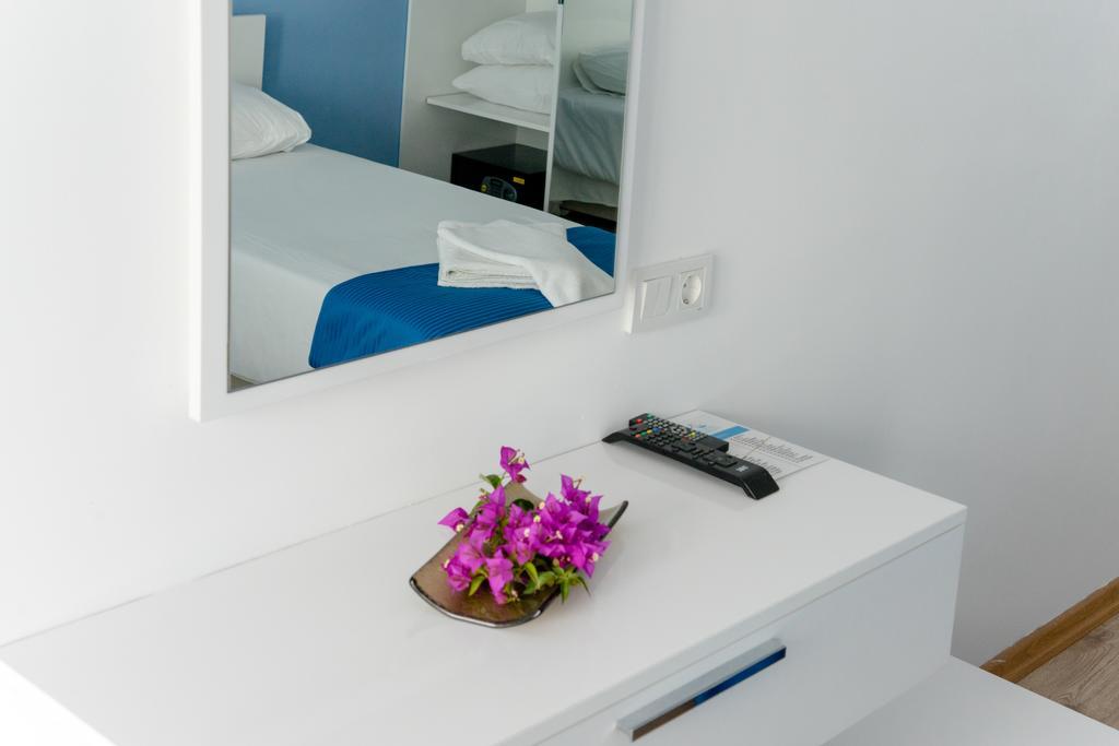 Fiko Hotel Гёльтюрбюку Экстерьер фото