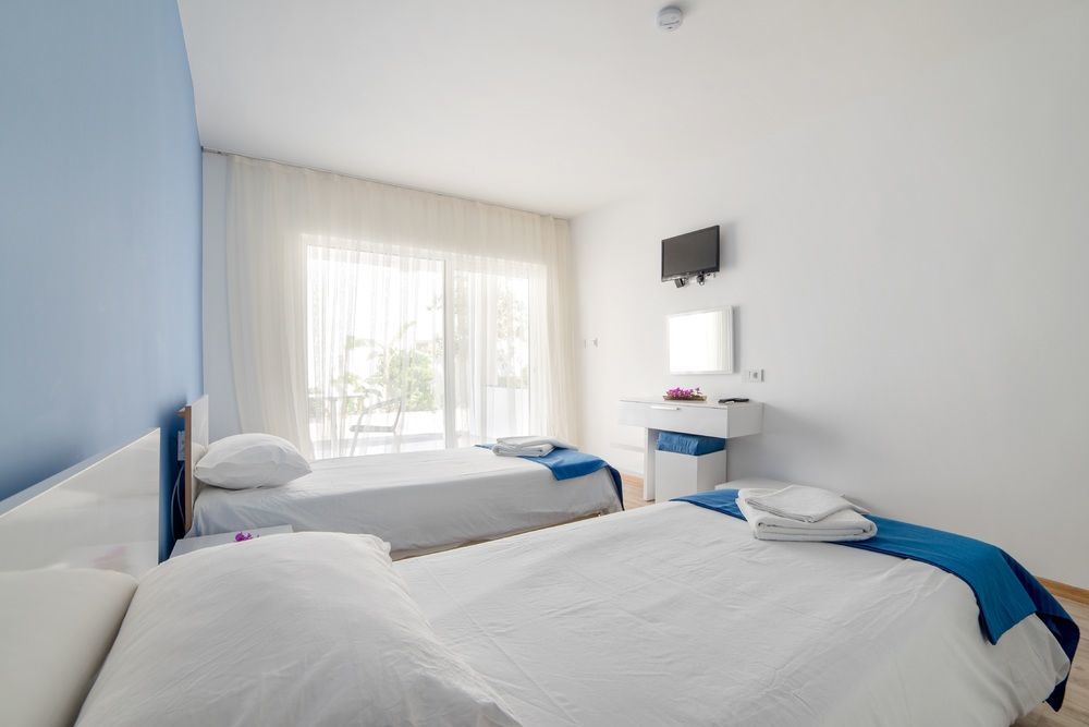 Fiko Hotel Гёльтюрбюку Экстерьер фото